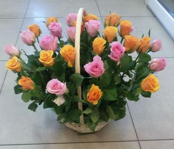 25 роз в корзине ,Кения, 40см